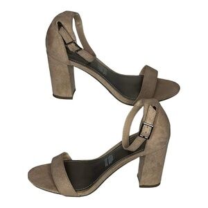 WORTHINGTON Ankle Strap Open Toe Tan Suede Fabric Upper Block Heeled Sandals 7